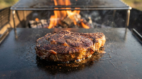 Cast Iron Flat Top: Wood-Fired Flavor Secrets | Arteflame
