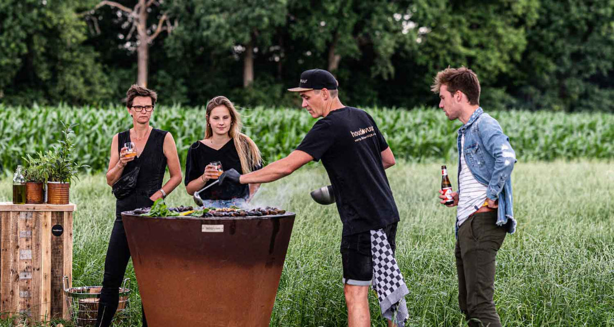 Arteflame One Series 40″ — XXL Flat-Top Charcoal Grill & Fire Bowl (Single-Piece CORTEN Body)