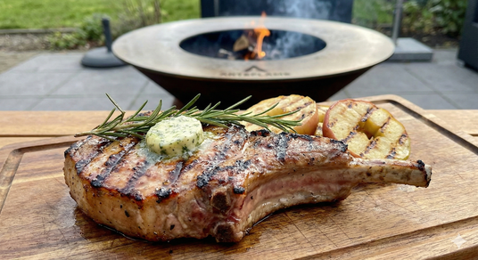 arteflame grilled pork chop