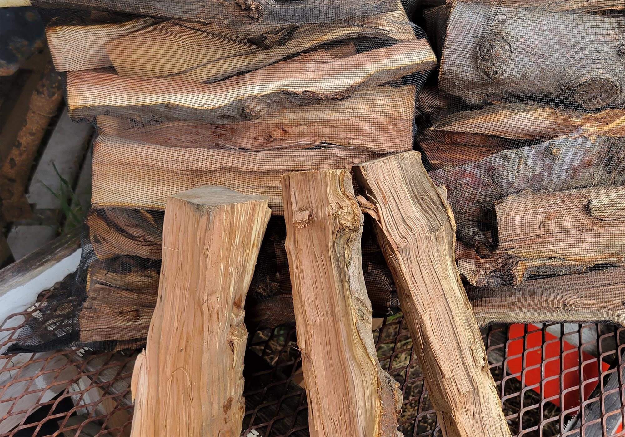 The Best Firewood For Your Grill